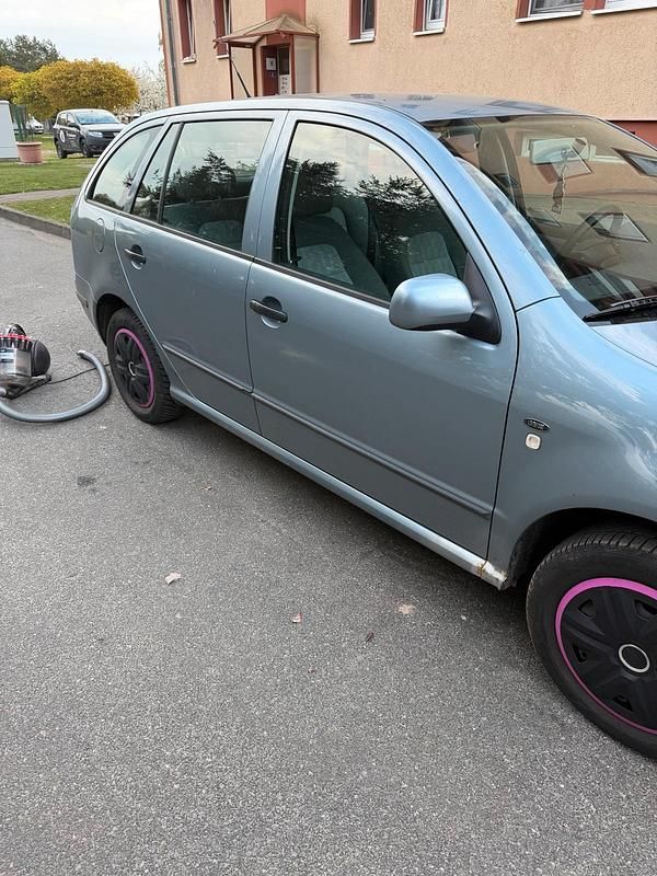 Second-hand Skoda Fabia 100 CP (73 kW) 2003 Albastru Break