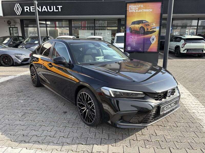 Crystal black pearl Neu 2025 Honda Civic Elegance Limousine | 33.306 € (Guter Preis) - Bild 1/4