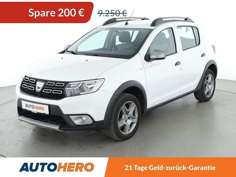 Weiß Gebraucht 2019 Dacia Sandero Prestige Kleinwagen | 8.860 € (Fairer Preis) - Bild 1/3