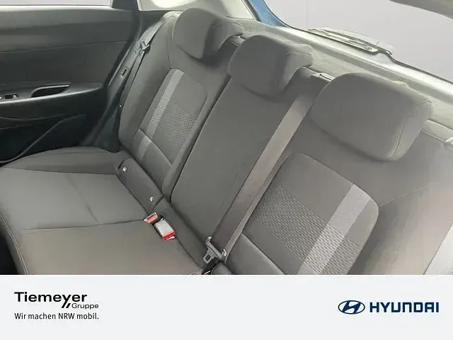 Neu Hyundai i20 Trend 90 PS (66 kW) 2026 Grau Kleinwagen