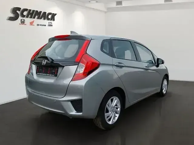 Gebraucht Honda Jazz Comfort 102 PS (75 kW) 2016 Silber Kleinwagen