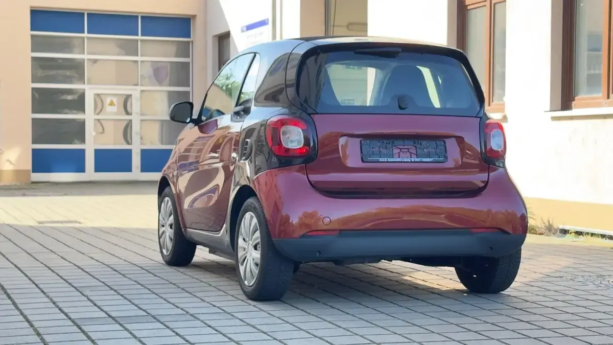 Gebraucht Smart ForTwo Coupé 60 kW (82 PS) 2021 Rot Coupé