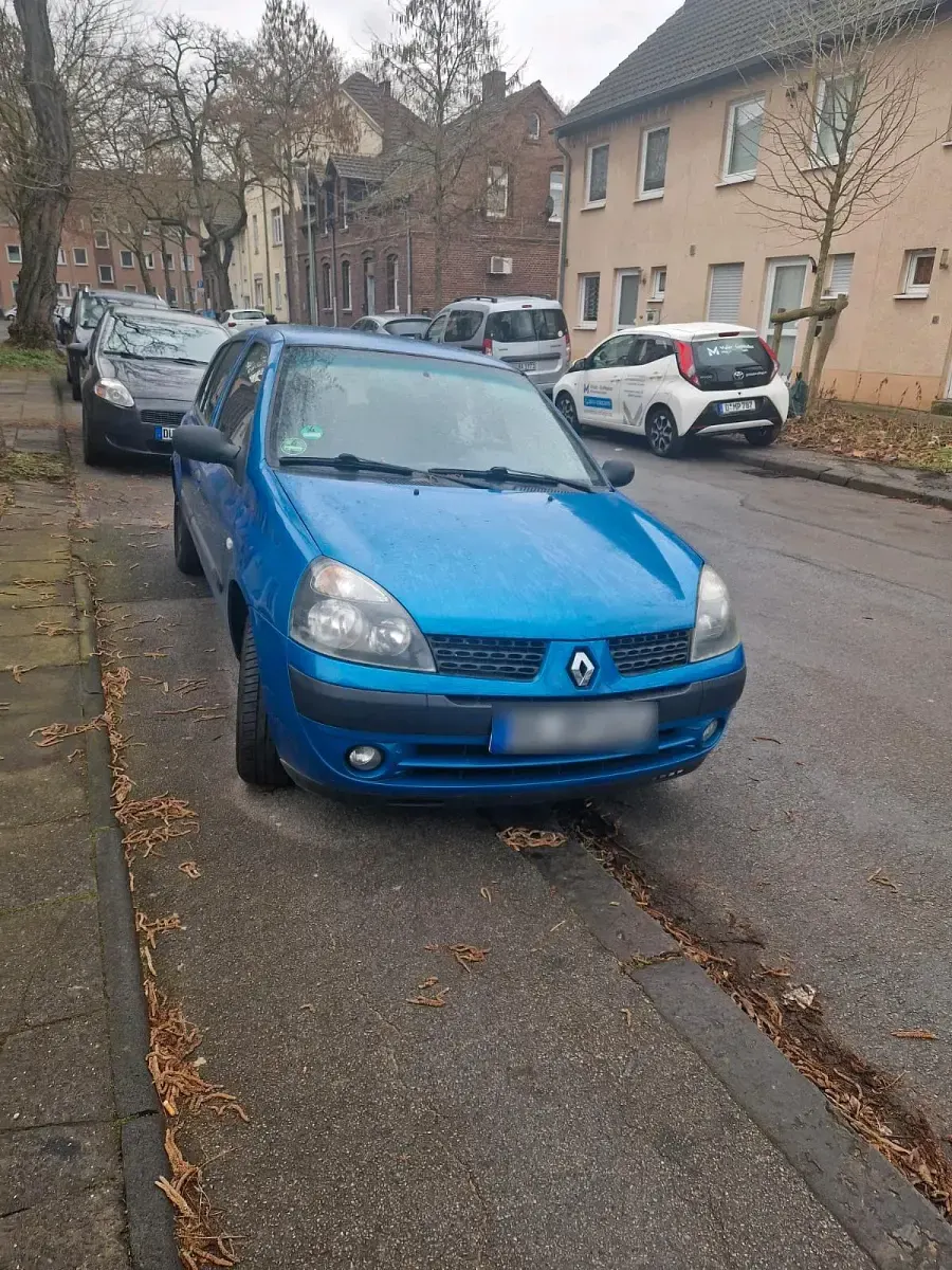 Gebraucht Renault Clio 75 PS (55 kW) 2006 Blau Kleinwagen