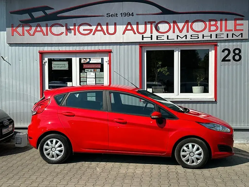 Gebraucht Ford Fiesta 95 PS (69 kW) 2017 Rot Kleinwagen