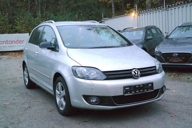Silber Gebraucht 2011 VW Golf Plus Style Van / Kleinbus | 7.990 € (Fairer Preis) - Bild 1/4