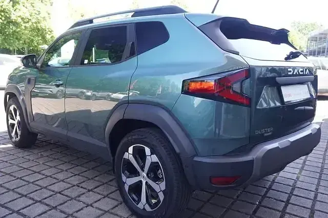 Neu Dacia Duster Journey 158 PS (116 kW) 2026 Cedargreenmet. SUV