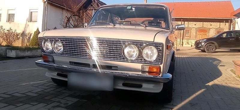 Second-hand Lada 2106 75 CP (55 kW) 1994 Andere farben Berlinǎ