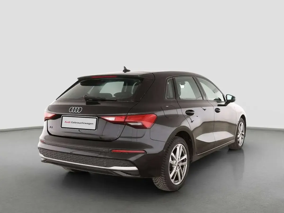 Gebraucht Audi A3 Advanced Plus 150 PS (110 kW) 2025 Mythosschwarz metallic Limousine