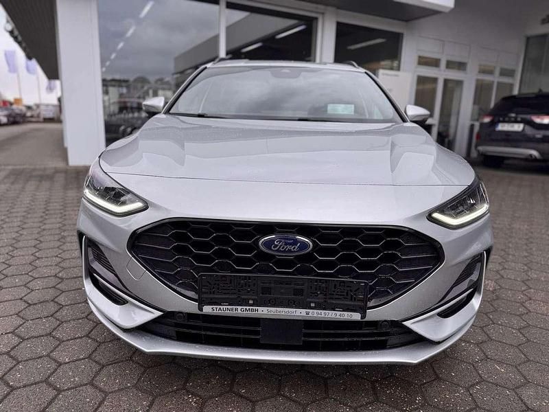 Gebraucht Ford Focus ST-Line X 125 PS (91 kW) 2023 Silber Kombi