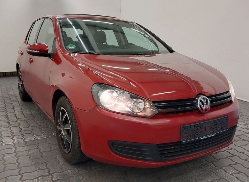 Rot Gebraucht 2010 VW Golf VI Limousine | 4.300 € (Guter Preis) - Bild 1/4
