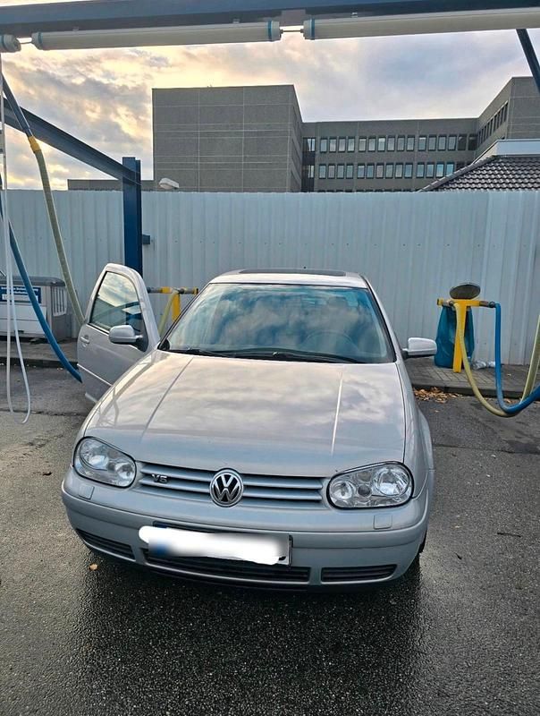 Silber Gebraucht 1998 VW Golf IV Kleinwagen | 3.300 € - Bild 1/4