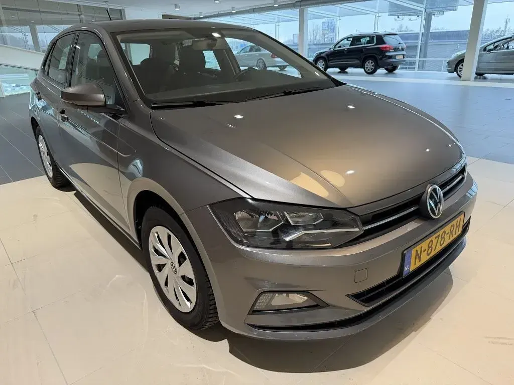 Gebraucht VW Polo Comfortline 95 PS (69 kW) 2021 Grau Kleinwagen
