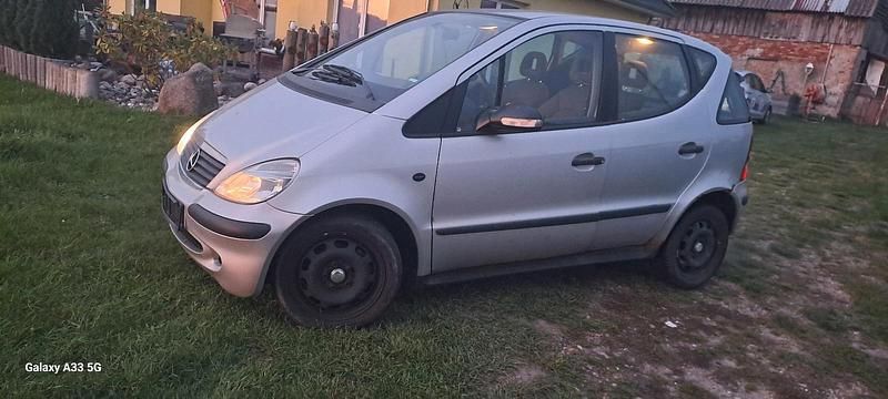 Silber Gebraucht 2003 Mercedes A140 Kleinwagen | 350 € - Bild 1/4