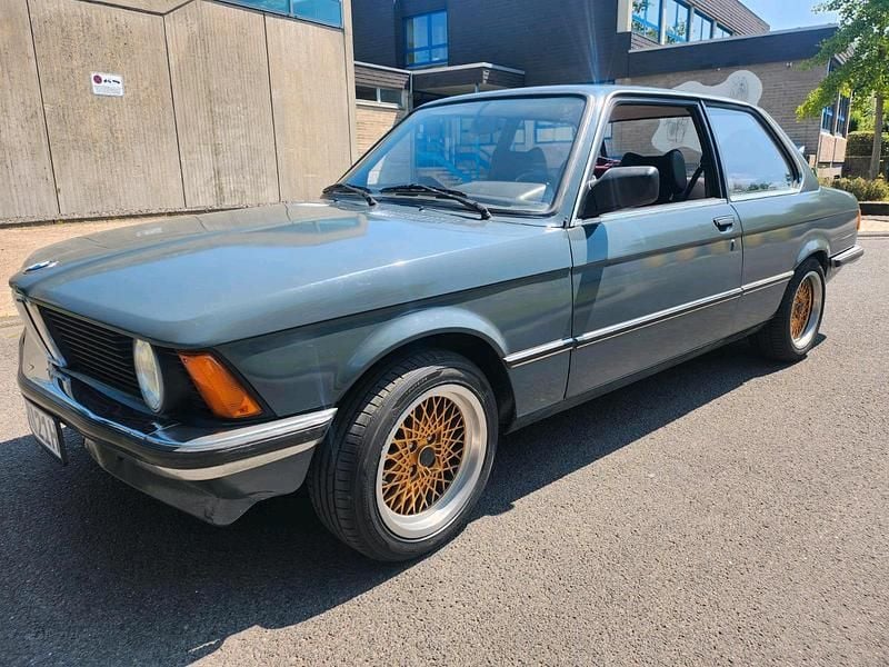 Grau Gebraucht 1983 BMW 315 Kleinwagen | 6.499 € - Bild 1/4