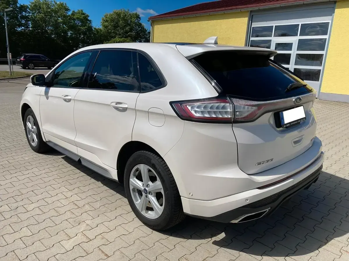 Gebraucht Ford Edge Sport 210 PS (154 kW) 2017 Arktisweiß (metallic) SUV