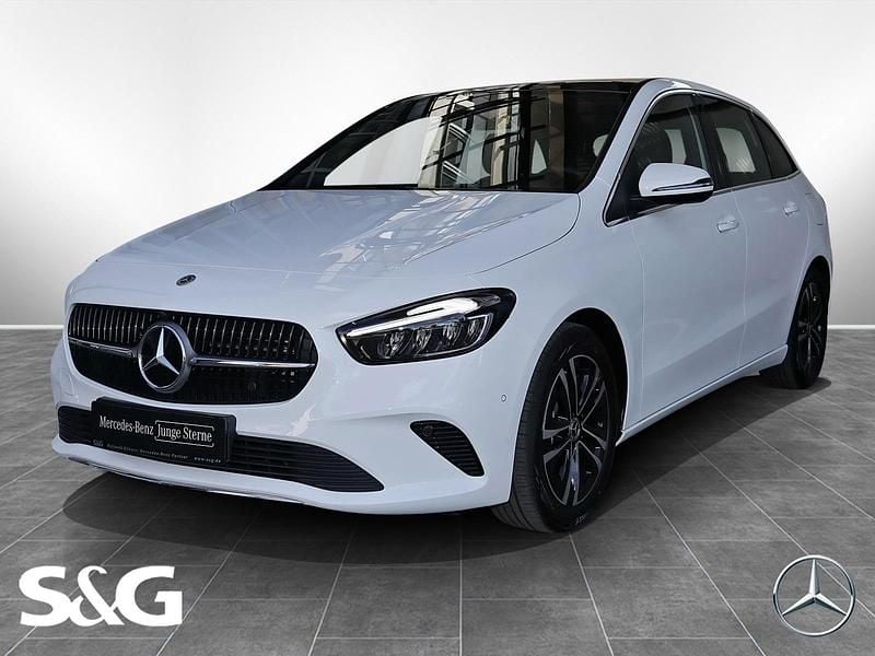 Unilack polarweiß Gebraucht 2024 Mercedes B180 Progressive Van / Kleinbus | 32.970 € (Fairer Preis) - Bild 1/4