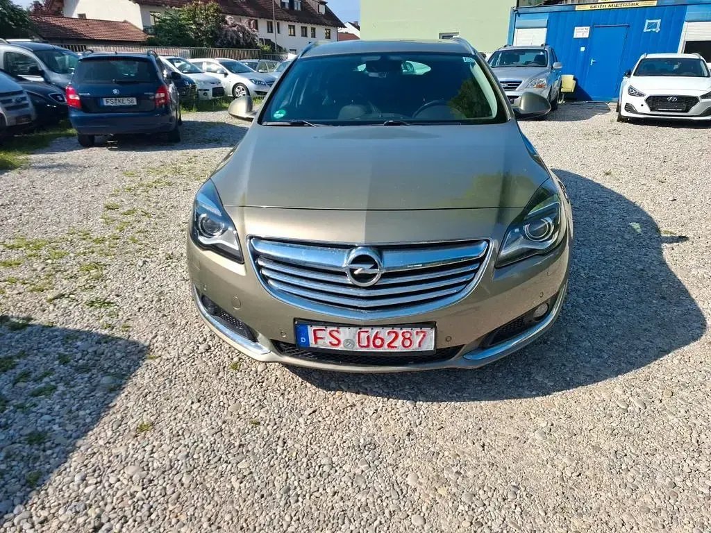 Gebraucht Opel Insignia 163 PS (119 kW) 2014 Grün Limousine