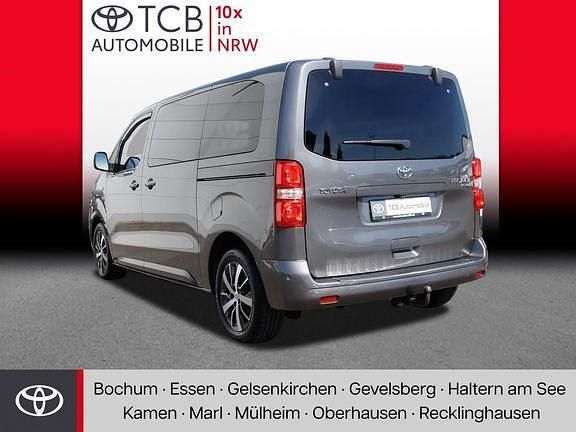 Gebraucht Toyota Proace Verso Basis 151 PS (111 kW) 2018 Basaltgrau metallic Kombi
