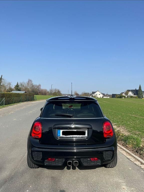 Gebraucht Mini John Cooper Works 231 PS (169 kW) 2015 Schwarz Kleinwagen