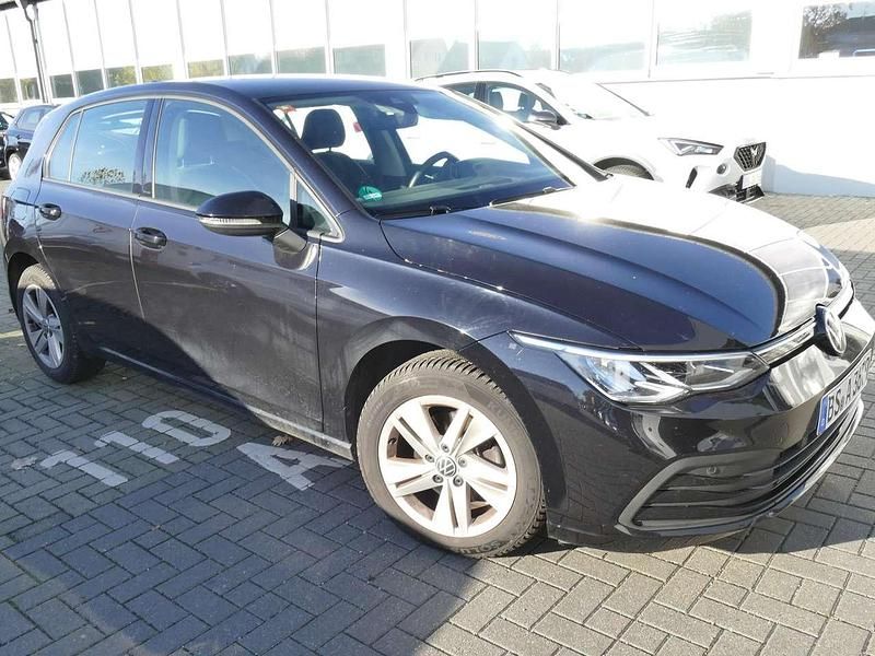 Deep black Gebraucht 2022 VW Golf VIII Limousine | 13.900 € (Superpreis) - Bild 1/4