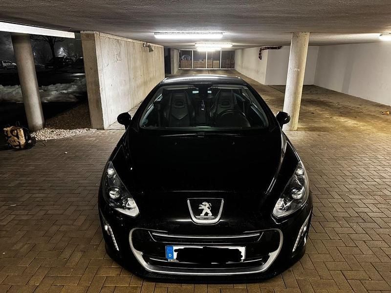 Gebraucht Peugeot 308 CC Allure 163 PS (119 kW) 2013 Schwarz Cabrio