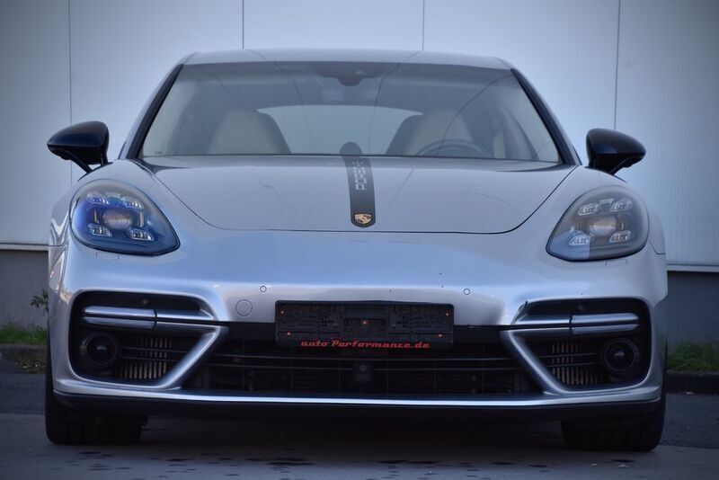 Gebraucht Porsche Panamera Turbo 549 PS (403 kW) 2018 Silber Limousine