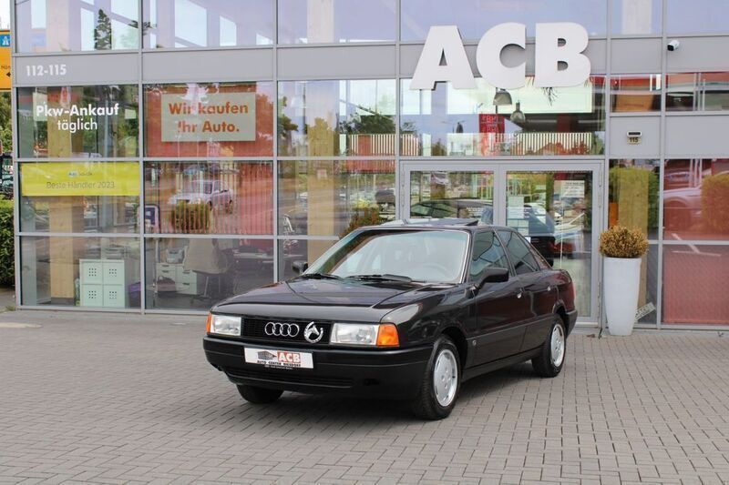 Schwarz Gebraucht 1991 Audi 80 Comfort Limousine | 7.900 € - Bild 1/4
