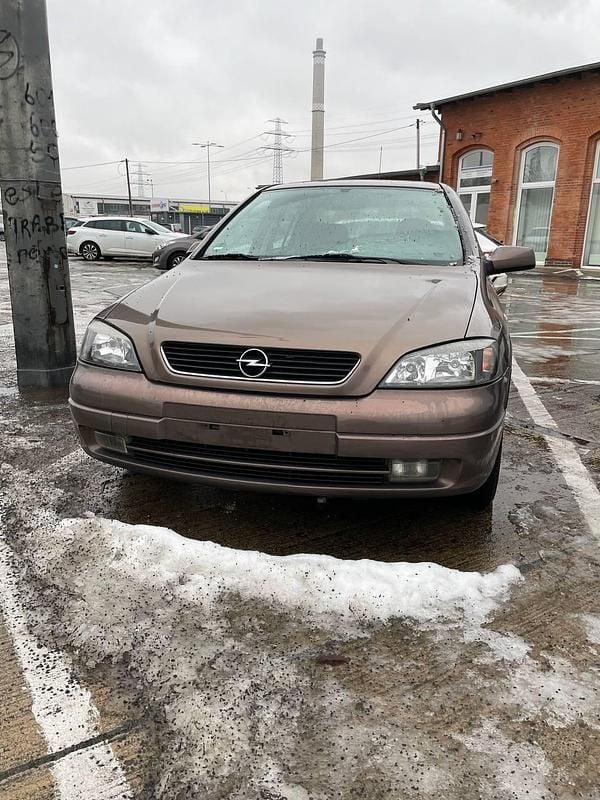 Braun Gebraucht 1999 Opel Astra Limousine | 550 € (Superpreis) - Bild 1/4