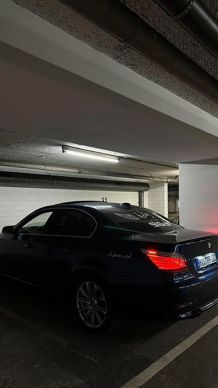 Blau Gebraucht 2007 BMW 523 Limousine | 6.500 € (Fairer Preis) - Bild 1/4