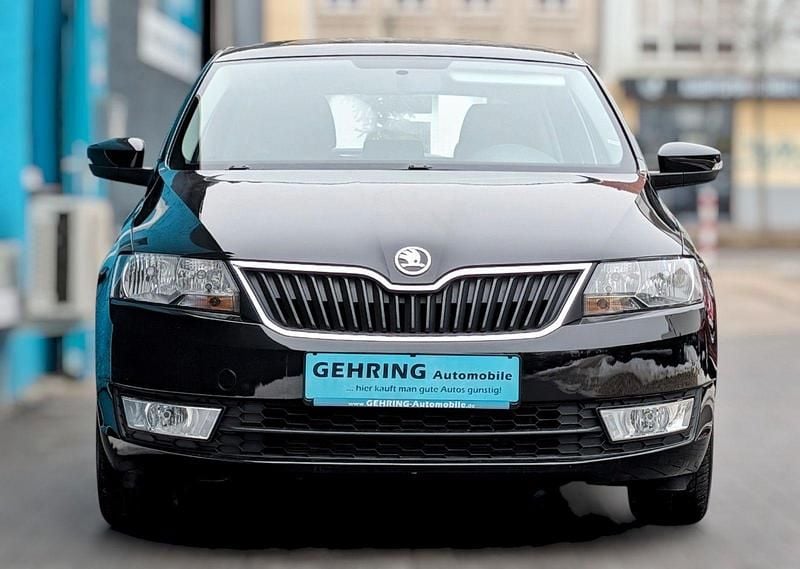 Gebraucht Skoda Rapid 90 PS (66 kW) 2016 Schwarz Kombi