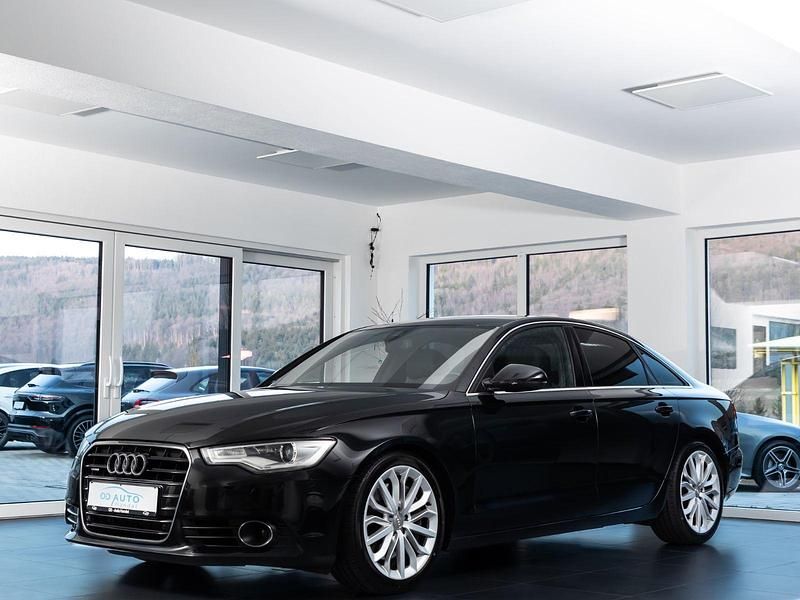 Gebraucht Audi A6 Ambiente 299 PS (219 kW) 2012 Schwarz Limousine