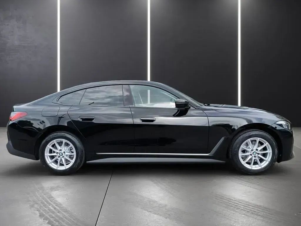 Neu BMW i4 210 kW (286 PS) 2026 Schwarz Limousine