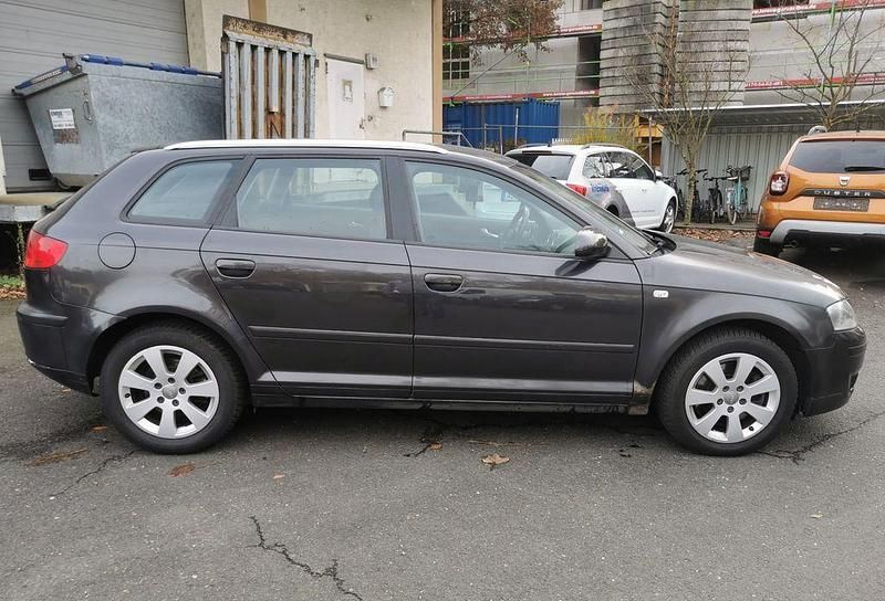 Gebraucht Audi A3 Ambiente 140 PS (102 kW) 2006 Grau Limousine