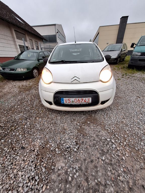 Weiß Gebraucht 2009 Citroën C1 Style Kleinwagen | 600 € (Superpreis) - Bild 1/4