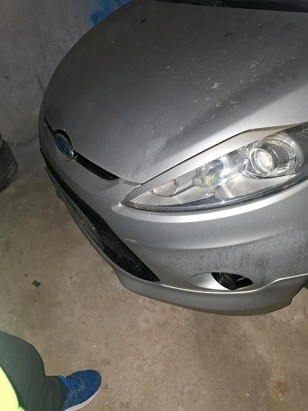 Gebraucht Ford Fiesta 120 PS (88 kW) 2009 Silber Kleinwagen