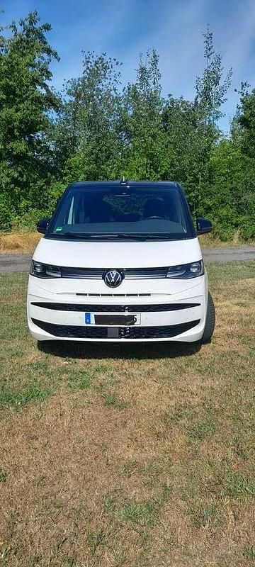 Weiß Gebraucht 2023 VW T7 Edition Van | 49.900 € (Superpreis) - Bild 1/4
