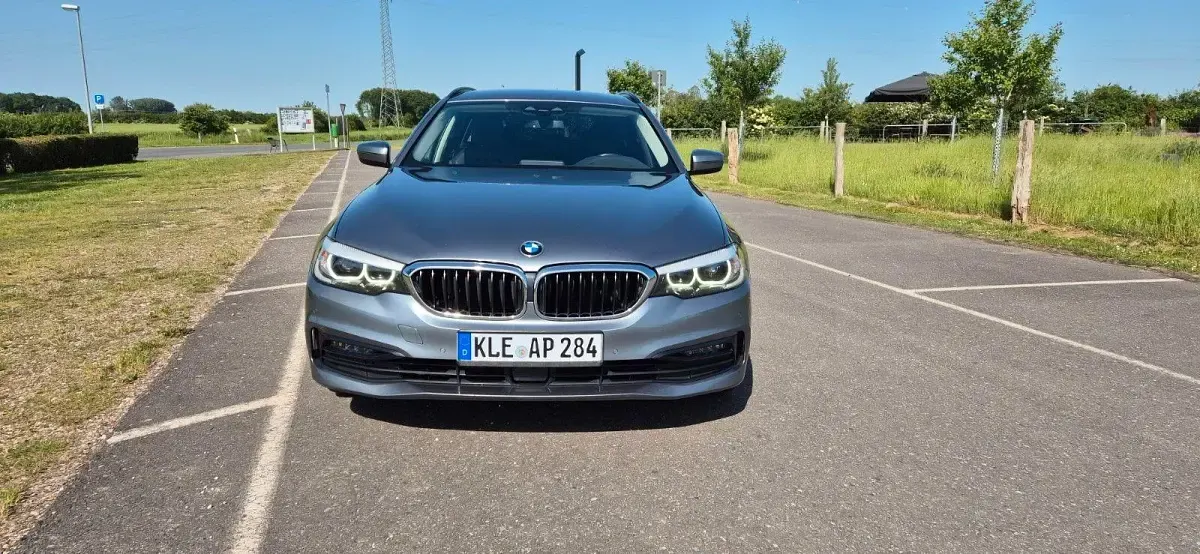 Gebraucht BMW 530 Sport Line 265 PS (194 kW) 2019 Grau Kombi