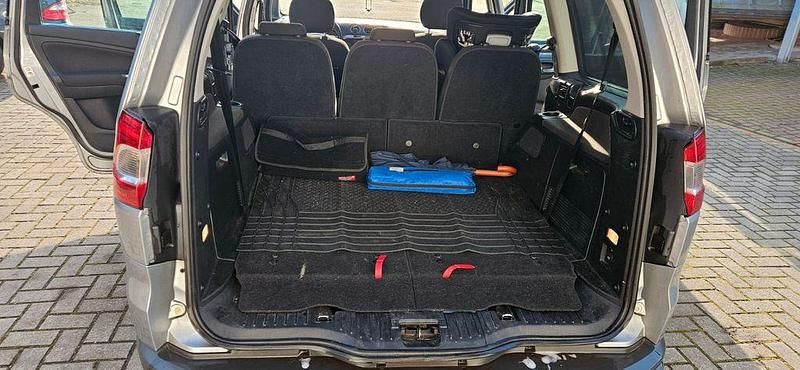 Occasion Ford Galaxy Titanium 163 ch (119 kW) 2012 Argent Monospace