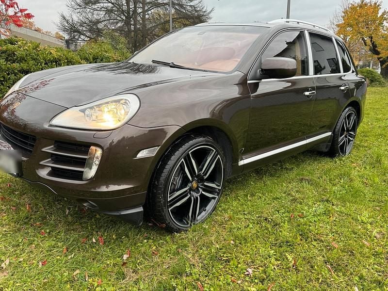 Gebraucht Porsche Cayenne 240 PS (176 kW) 2009 Braun SUV