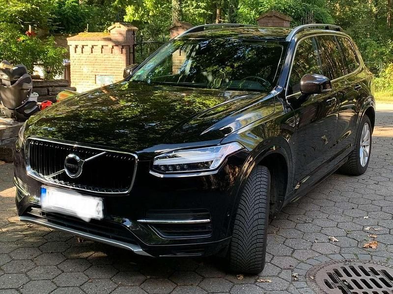 Schwarz Gebraucht 2018 Volvo XC90 Inscription SUV | 27.900 € (Guter Preis) - Bild 1/4