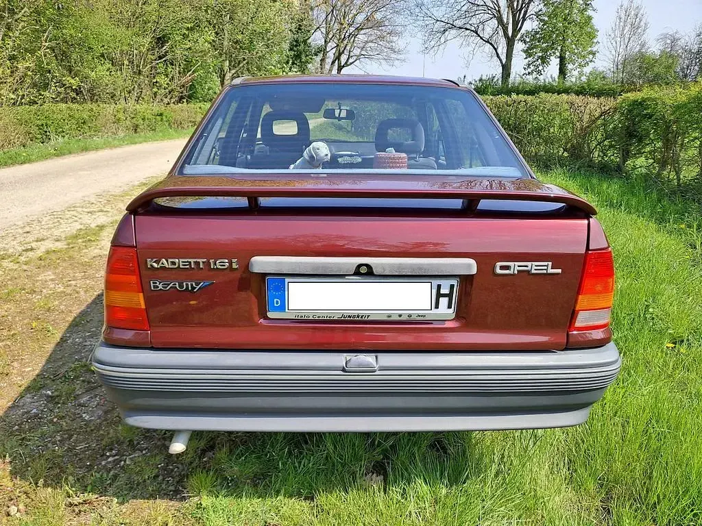 Gebraucht Opel Kadett 75 PS (55 kW) 1991 Rot Kombi