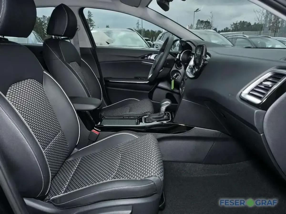 Nowe Kia XCeed Comfort 150 KM (110 kW) 2026 Niebieski SUV