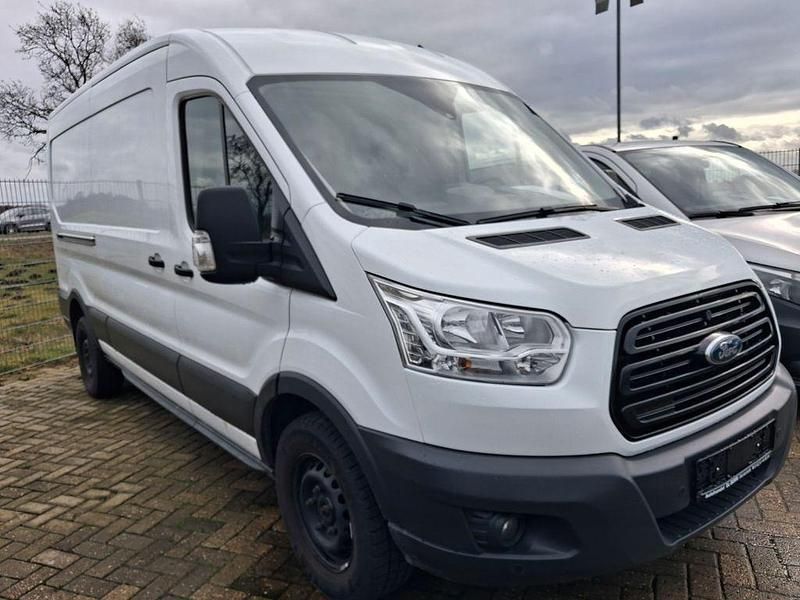 Gebraucht Ford Transit 131 PS (96 kW) 2019 Weiß Van / Kleinbus