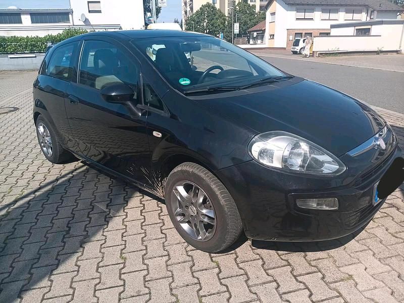 Schwarz Gebraucht 2012 Fiat Grande Punto Kleinwagen | 2.999 € (Fairer Preis) - Bild 1/4