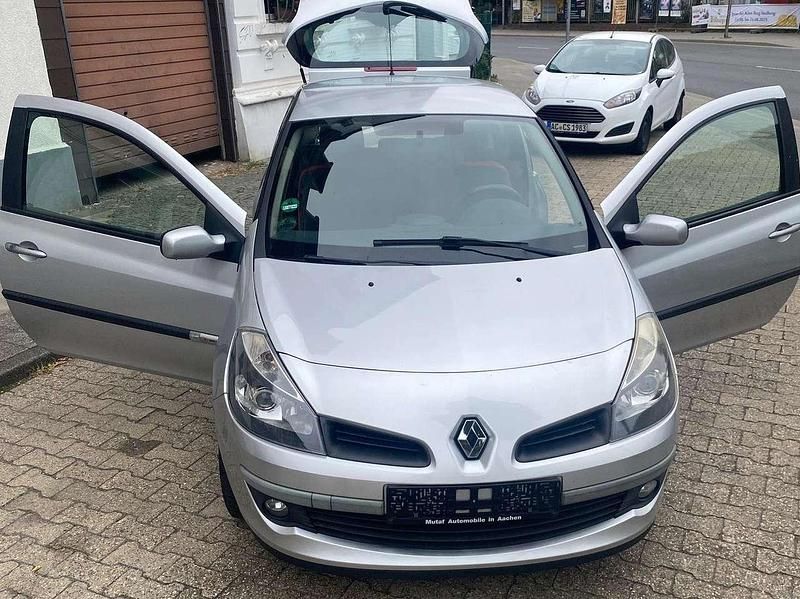 Platingrau Gebraucht 2008 Renault Clio II Rip Curl Kleinwagen | 2.399 € (Fairer Preis) - Bild 1/4