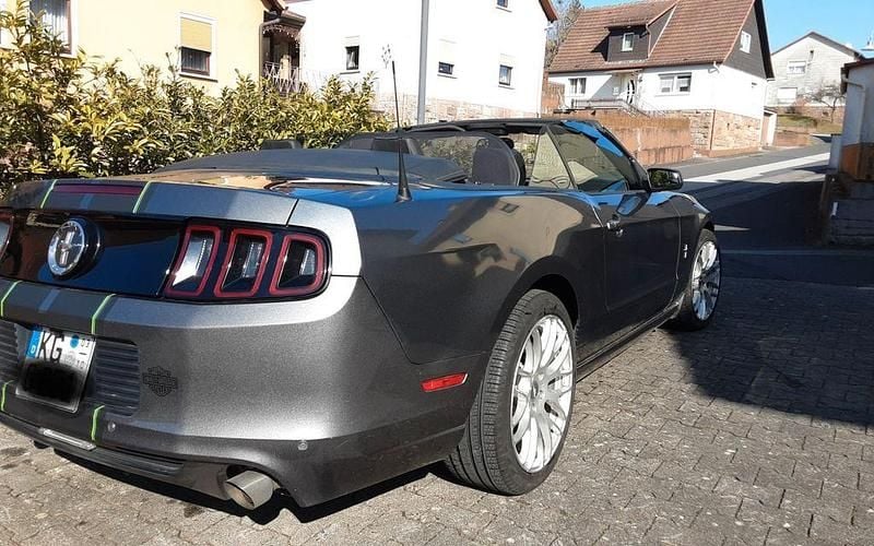 Gebraucht Ford Mustang 305 PS (224 kW) 2014 Grau Cabrio