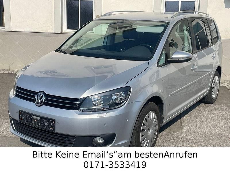 Gebraucht VW Touran Cup 140 PS (102 kW) 2014 Silber Van / Kleinbus