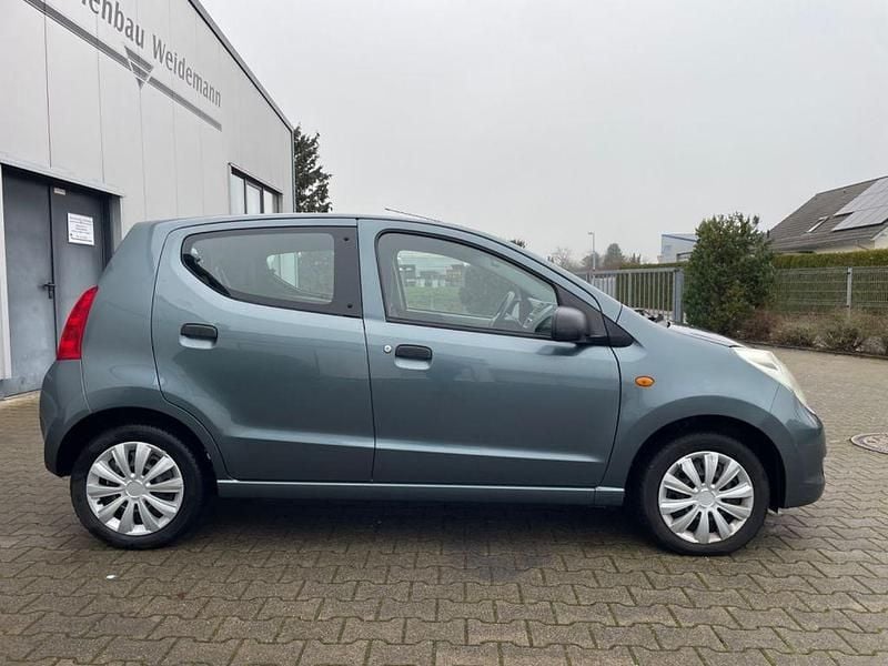 Gebraucht Suzuki Alto 68 PS (50 kW) 2011 Grau Kleinwagen