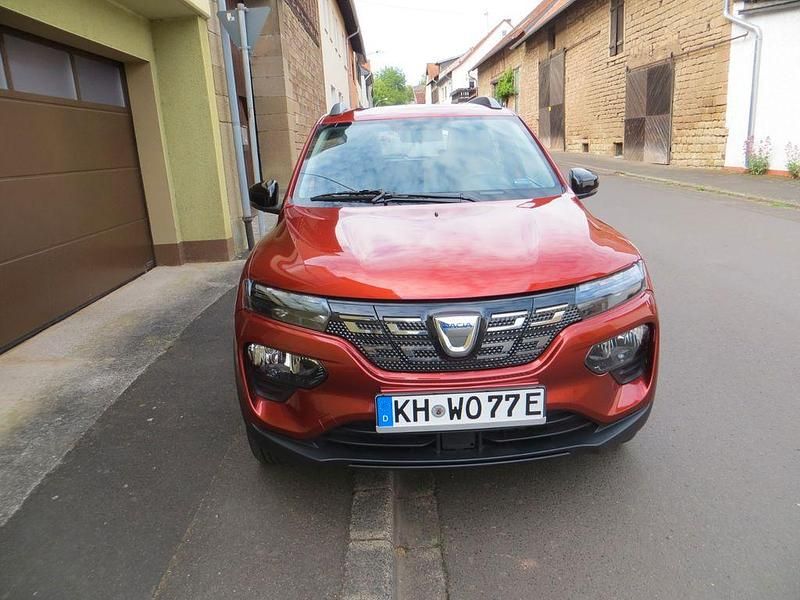 Gebraucht Dacia Spring Comfort Plus 33 kW (45 PS) 2022 Rot Kleinwagen