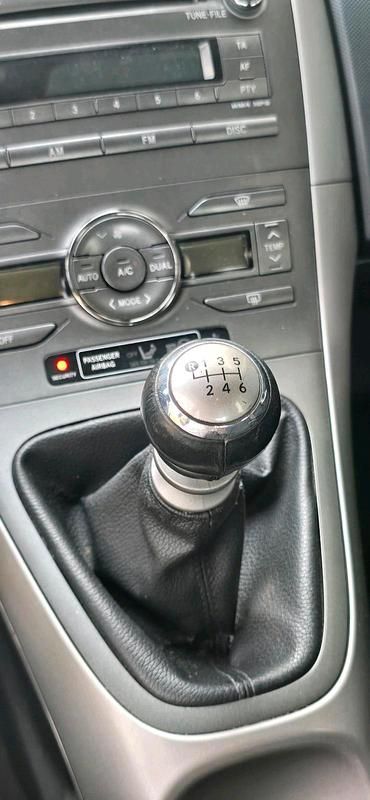 Gebraucht Toyota Auris 140 PS (102 kW) 2008 Silber Kleinwagen